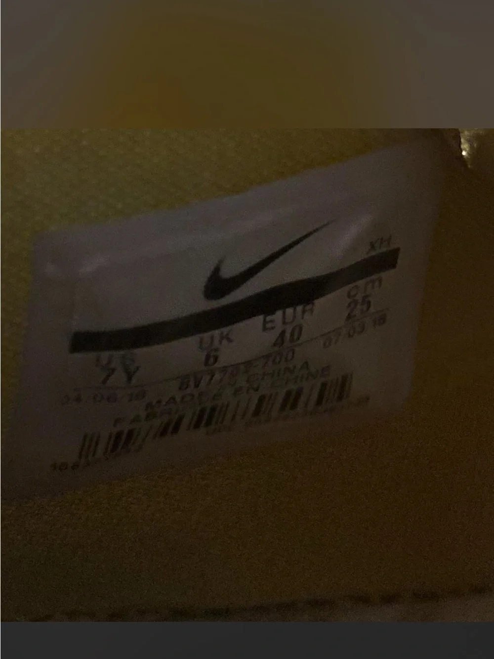 Nike Kids Yellow Lace-Up Sneakers